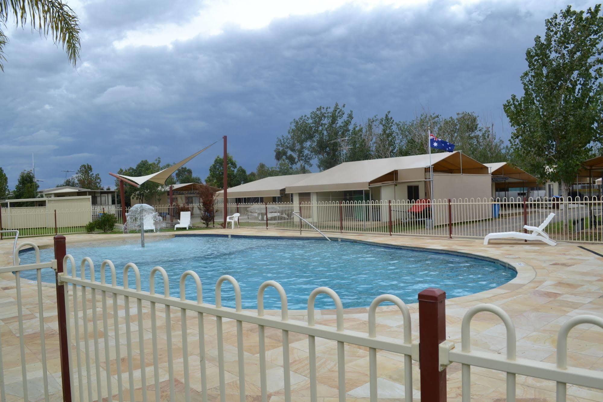 Sun Country Lifestyle Park Hotel Mulwala Ngoại thất bức ảnh